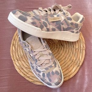 Leopard Reebok Club C